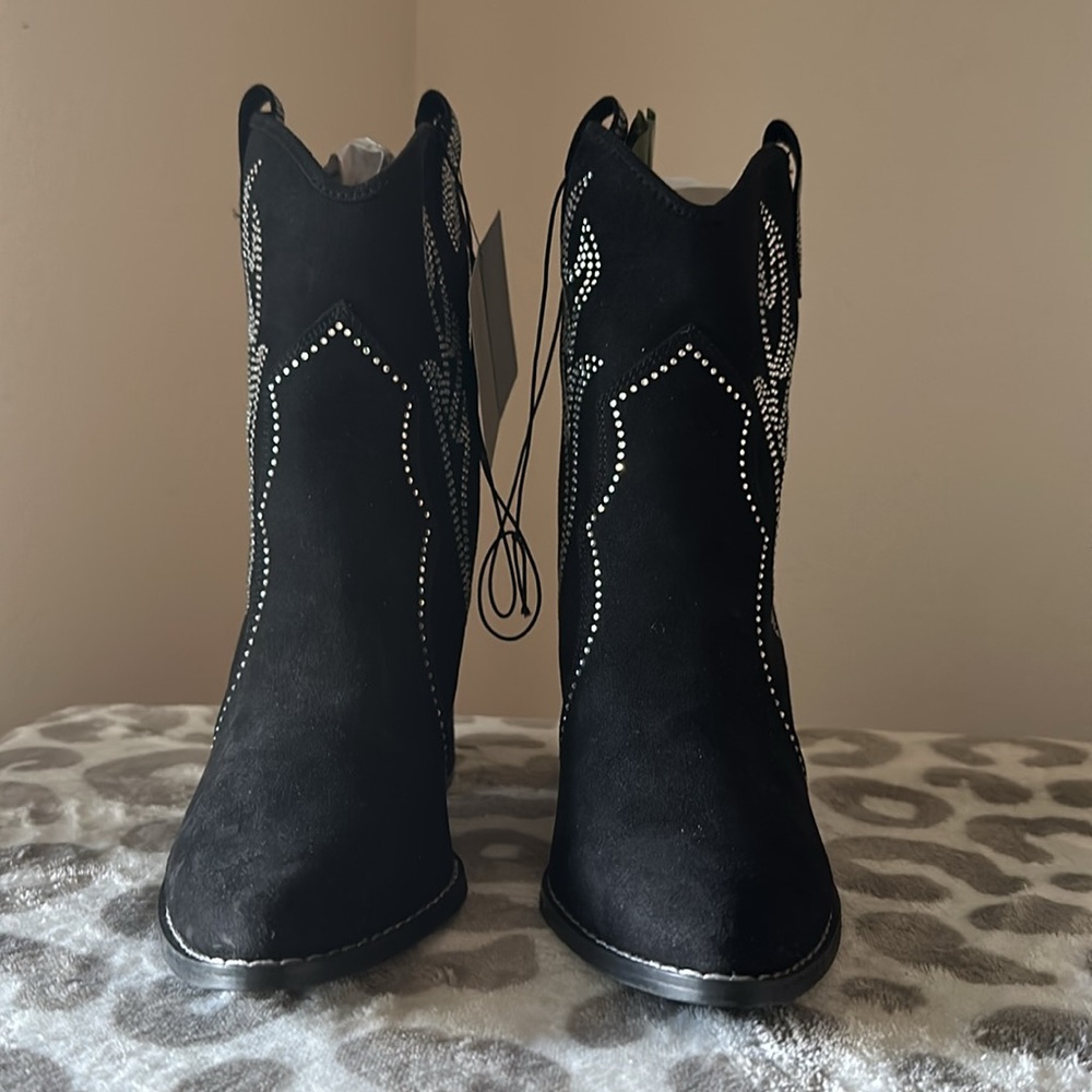 Cowgirl Style Rhinestone Booties - Picture 3 of 6